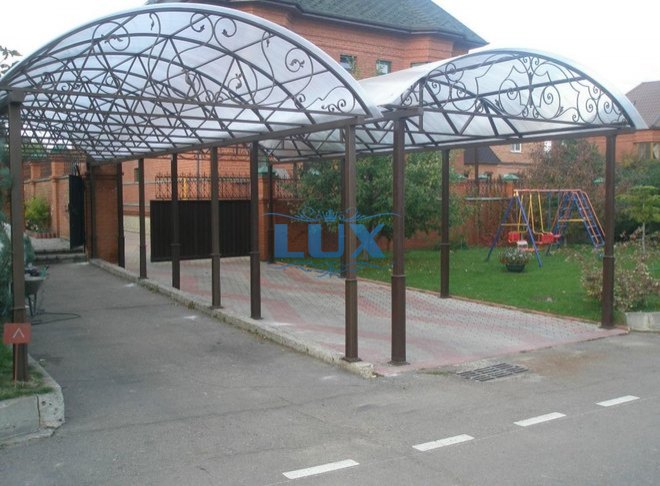 дачные навесы с коваными фермами